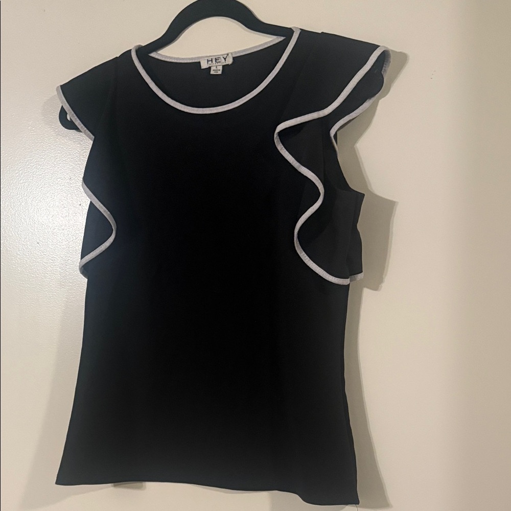 HEY Collection Black Top with White Trim